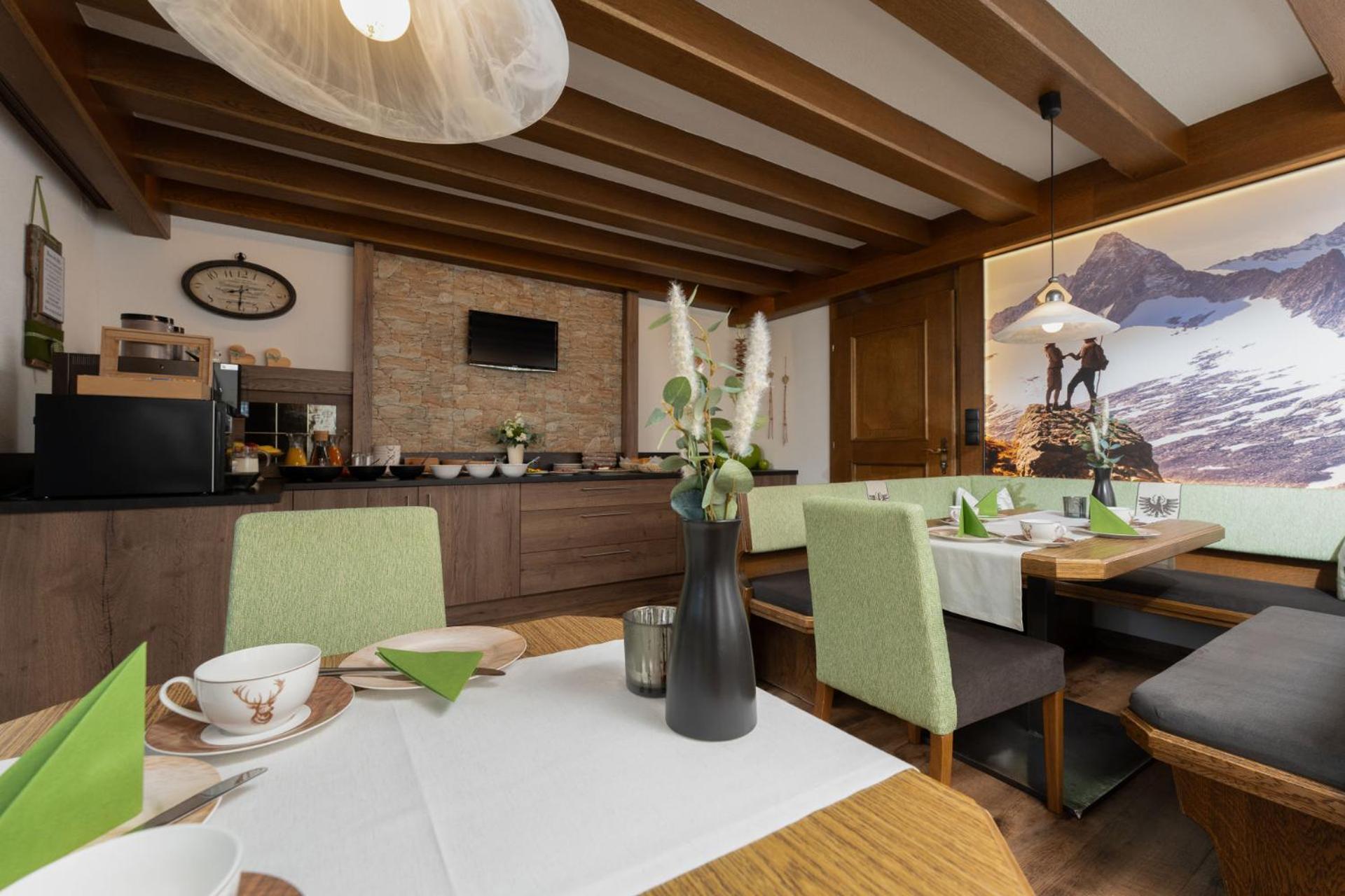 Bed and Breakfast Haus Margret St. Leonhard im Pitztal Exterior foto